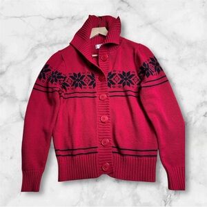 Red and blackk snowflake winter cardigan petite size Medium vintage cottagecore